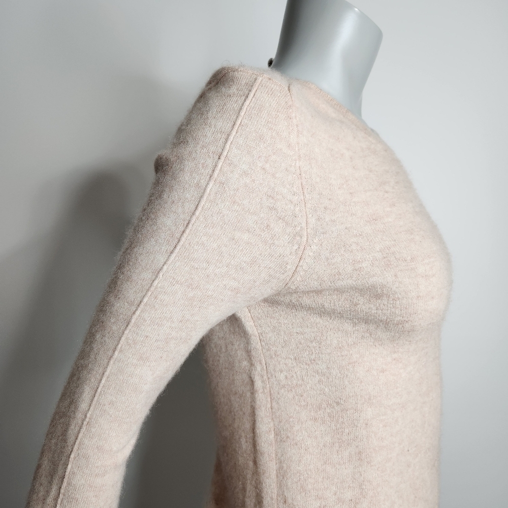 InCashmere 100% Cashmere Cream Slim Fit Crewneck Sweater Size M - Picture 7 of 14